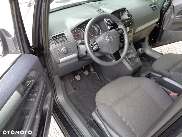 Opel Zafira 1.8 Edition Plus - 10