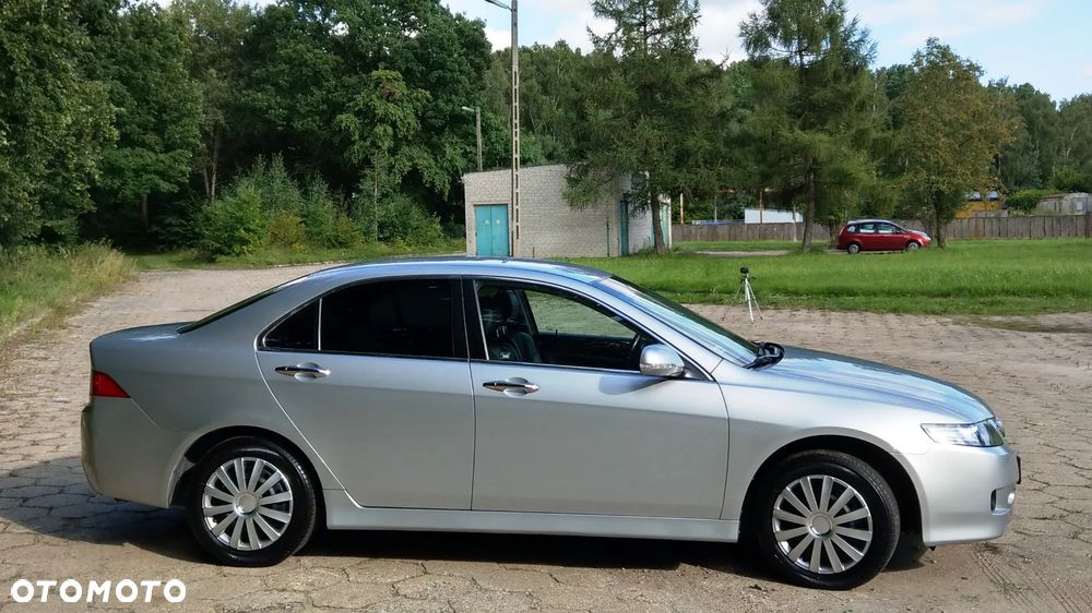 Honda Accord 2.0 Executive - 3