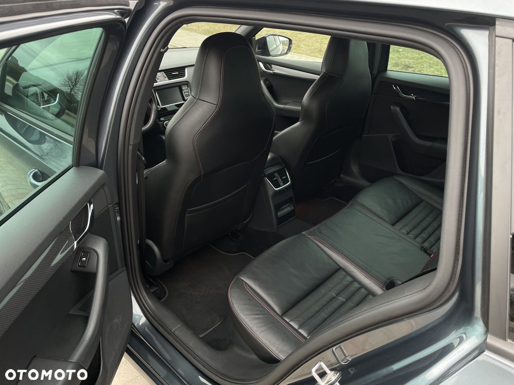 Skoda Octavia 2.0 TDI SCR RS DSG - 14