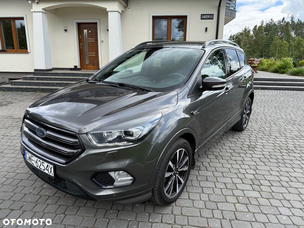 Ford Kuga - 1