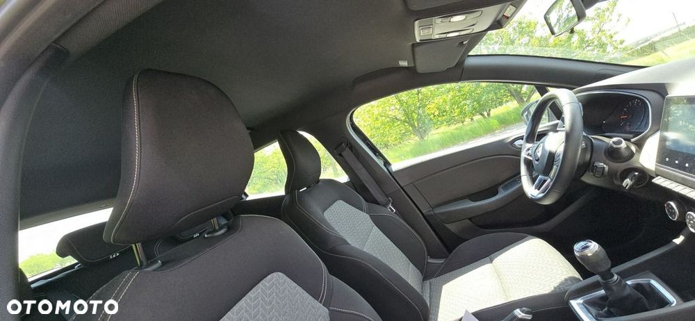 Renault Clio - 13