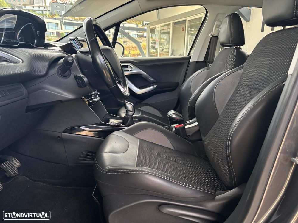 Peugeot 2008 PureTech 82 Allure - 6