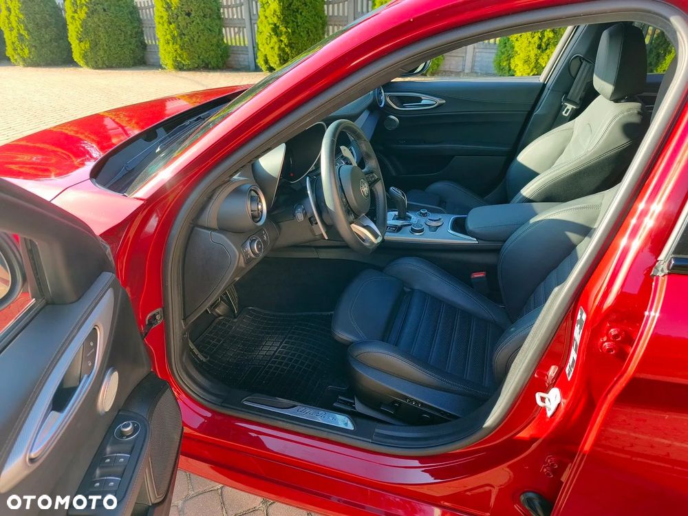 Alfa Romeo Giulia 2.0 Turbo Veloce Q4 - 35