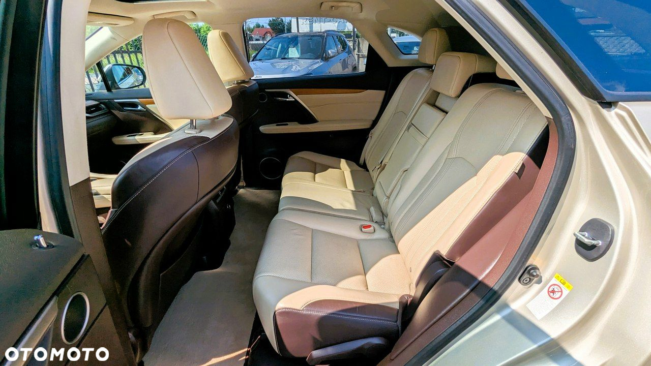 Lexus RX - 13