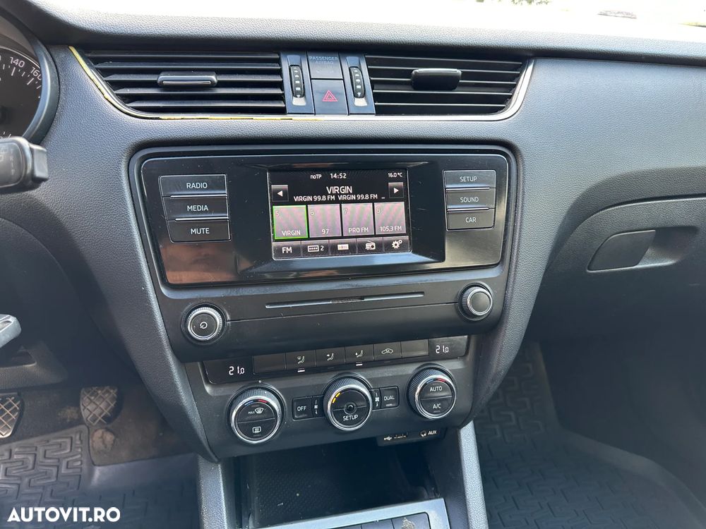 Skoda Octavia 1.6 TDI AMBITION - 11