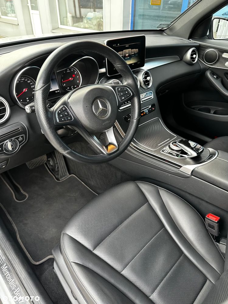 Mercedes-Benz GLC - 13