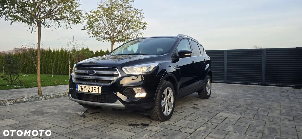 Ford Kuga 1.5 EcoBoost 2x4 Black & Silver - 1