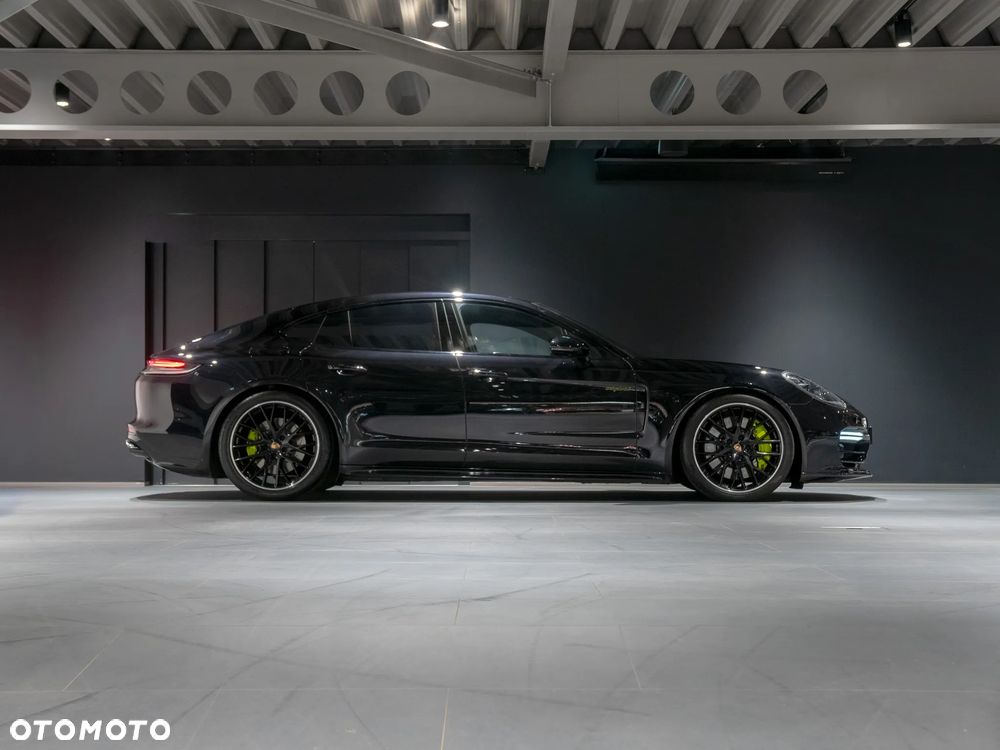 Porsche Panamera 4S E-Hybrid - 6