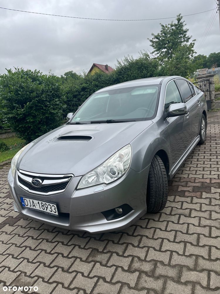Subaru Legacy - 1