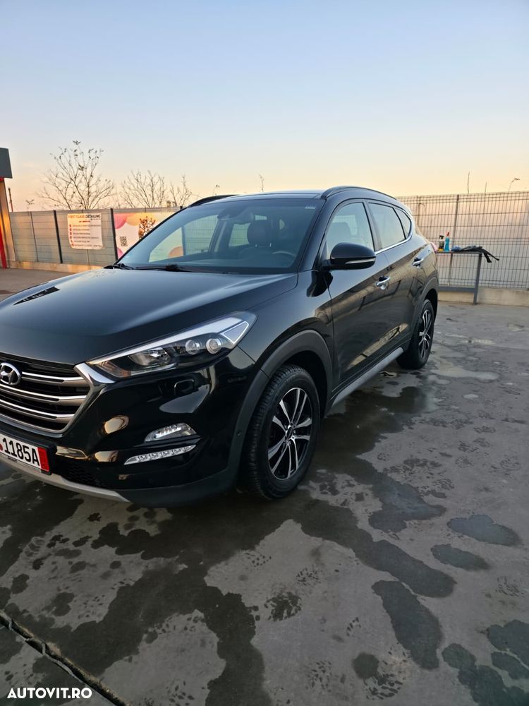 Hyundai Tucson 2.0 CRDI 4WD 6AT Luxury Pack+ - 3