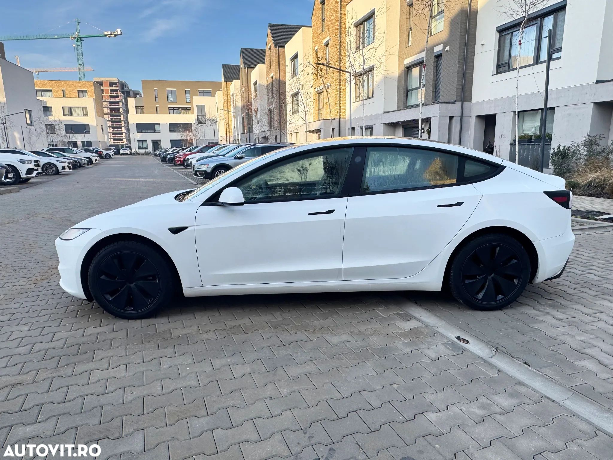 Tesla Model 3 - 1