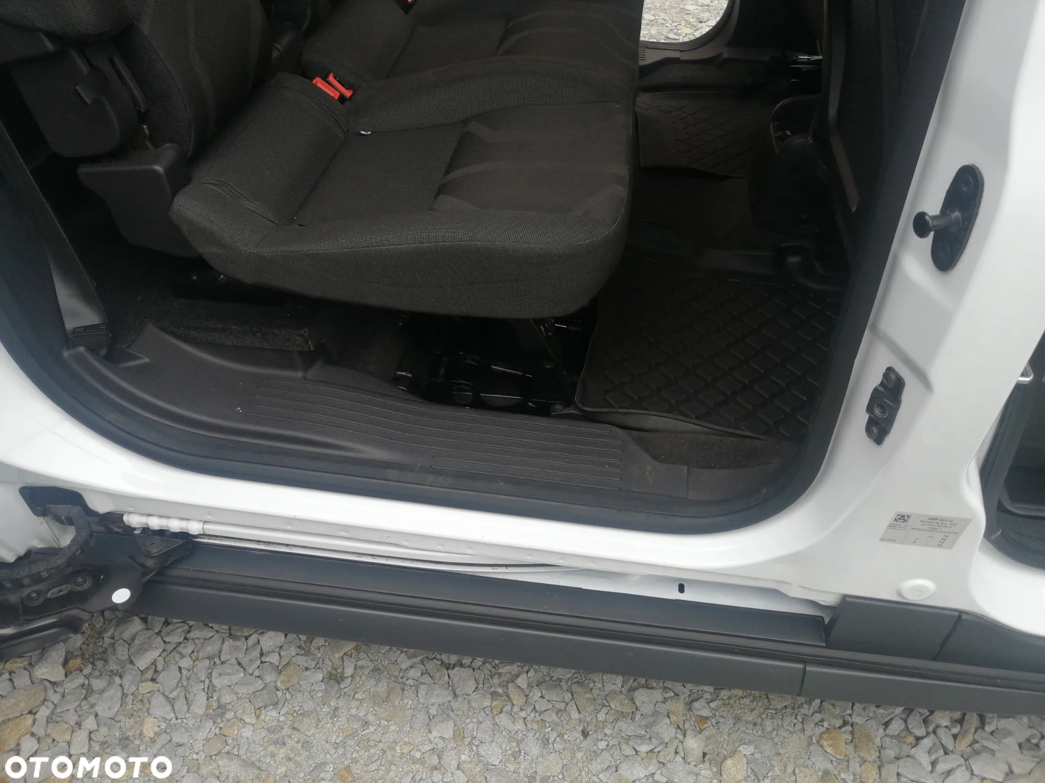 Ford Tourneo Connect - 22