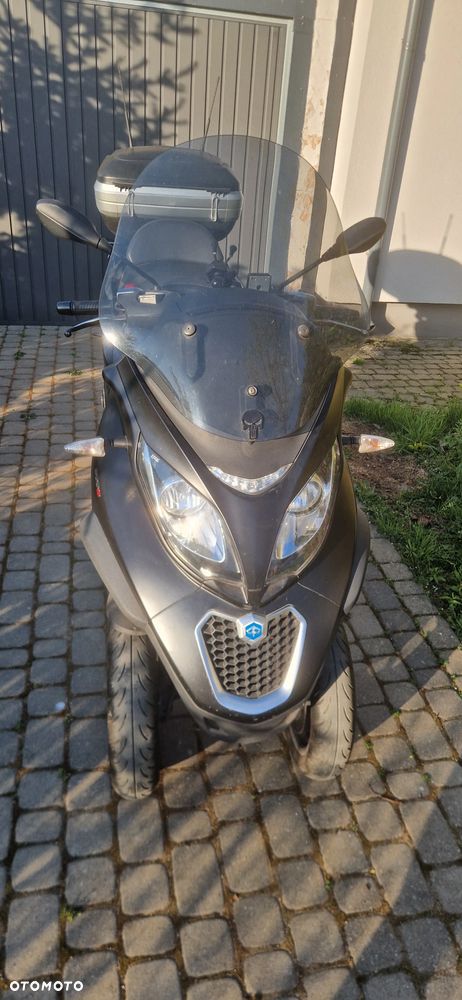 Piaggio MP-3 - 7