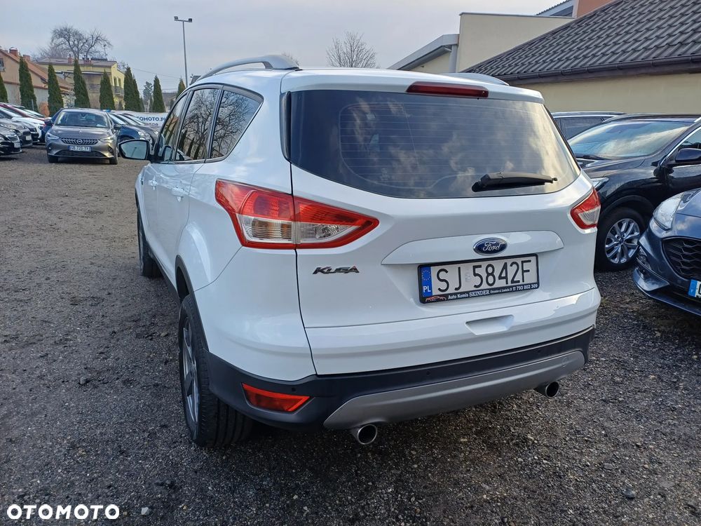 Ford Kuga 2.0 TDCi 4x4 Trend - 4