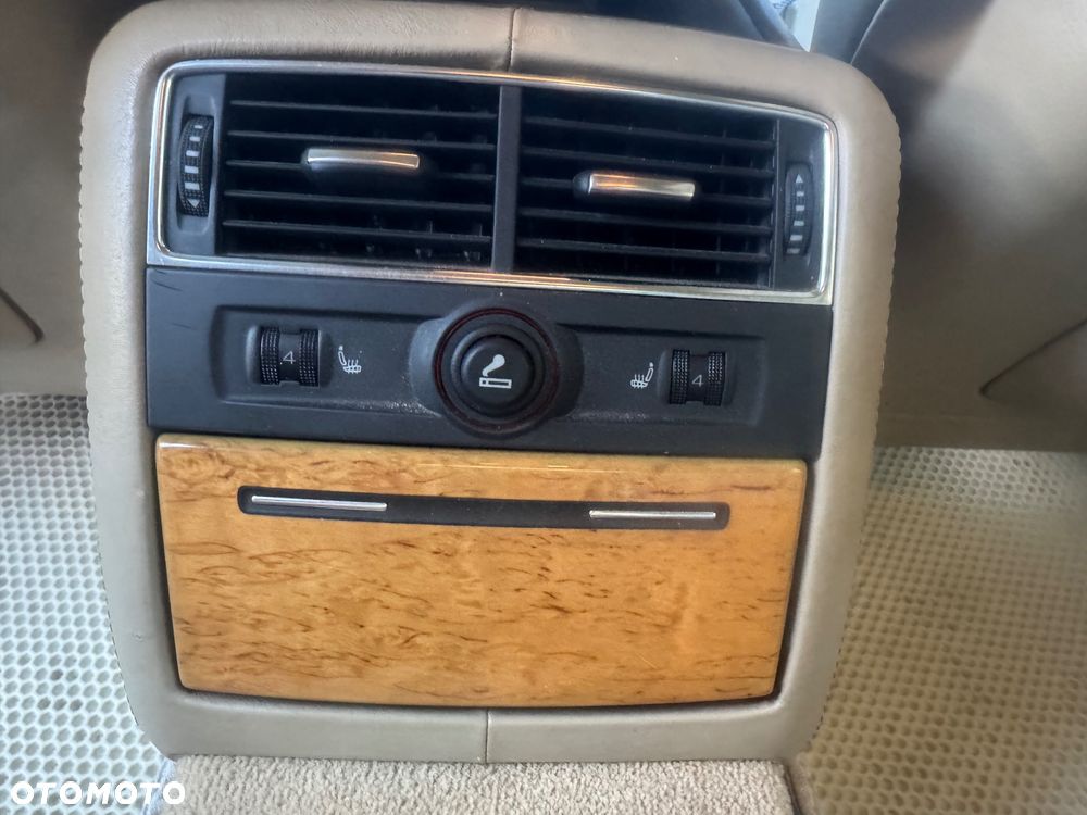 Audi A8 4.2 Quattro - 18