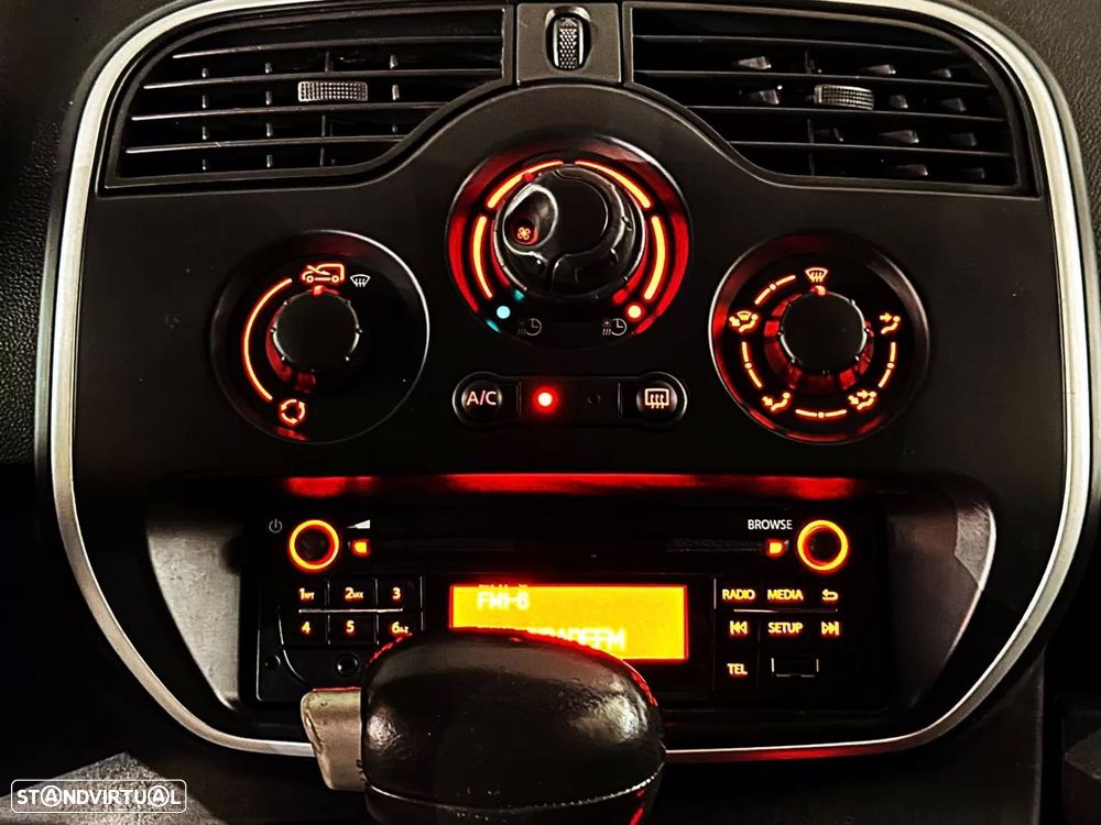 Renault kangoo grand confort  100% electric - 23