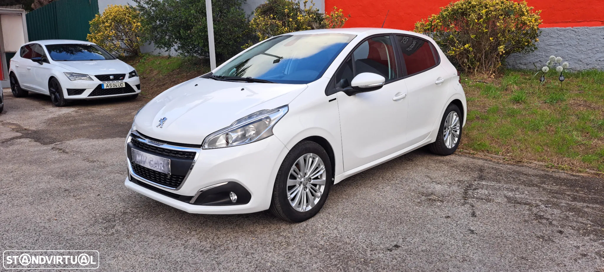 Peugeot 208 1.2 PureTech Signature - 3