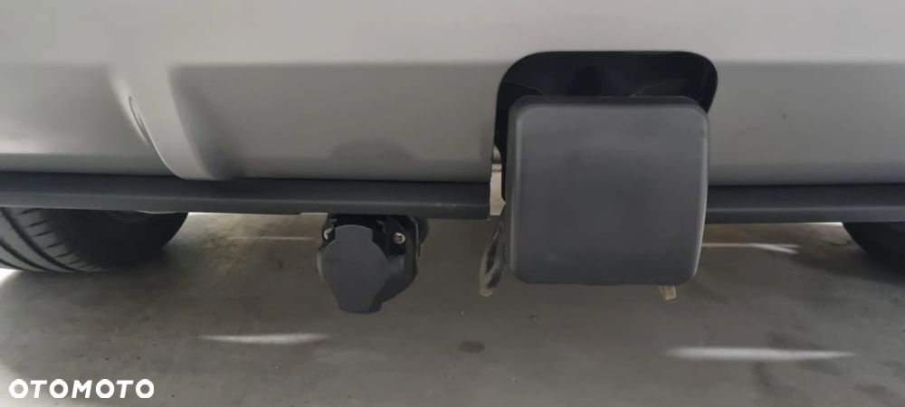 Ford Edge - 32