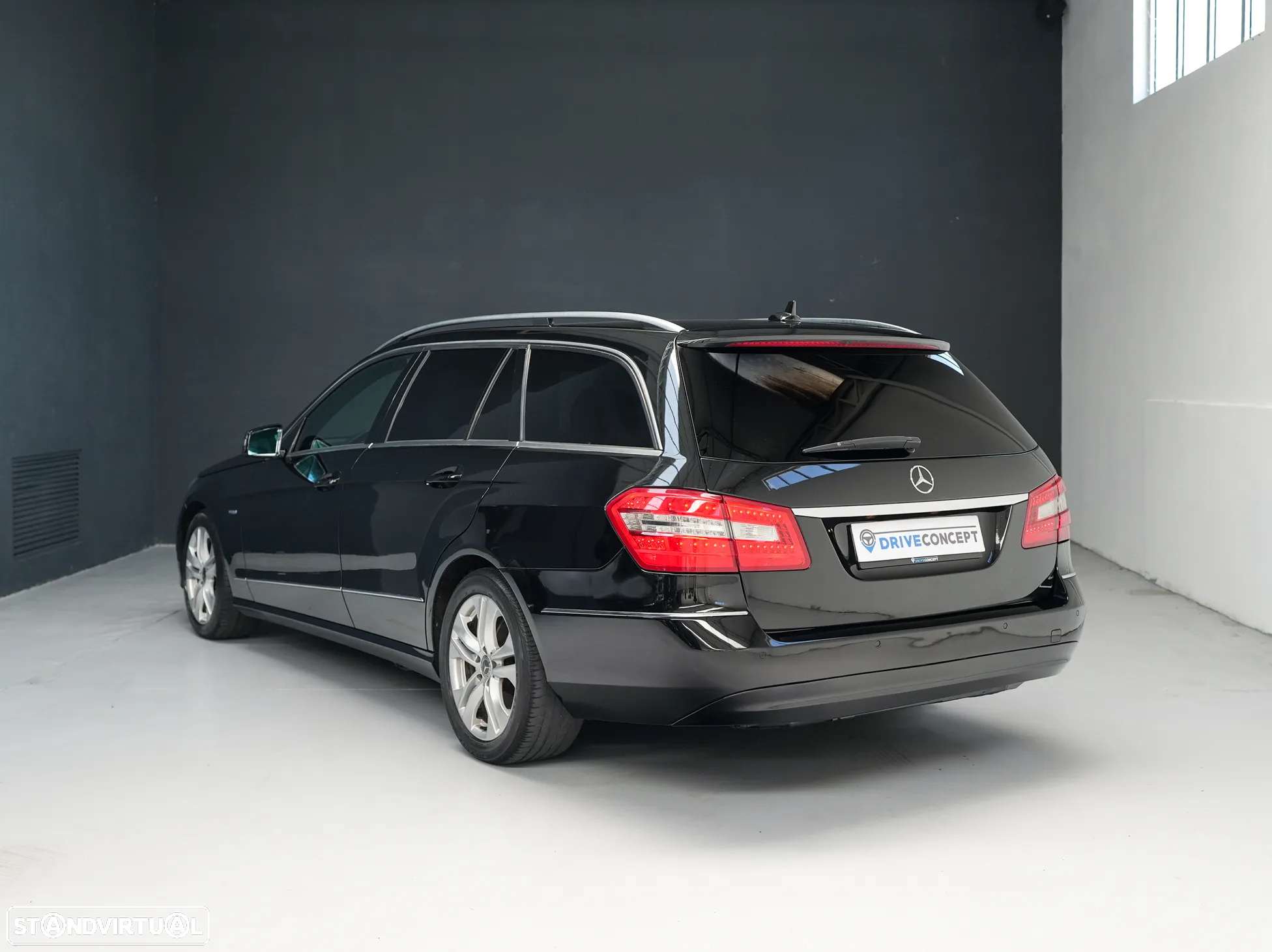 Mercedes-Benz E 250 CDi Avantgarde BlueEfficiency - 3