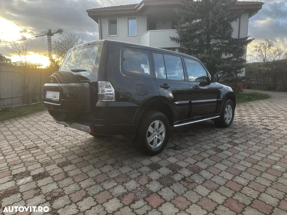 Mitsubishi Pajero LWB 3.2 DI-D Instyle M/T - 5