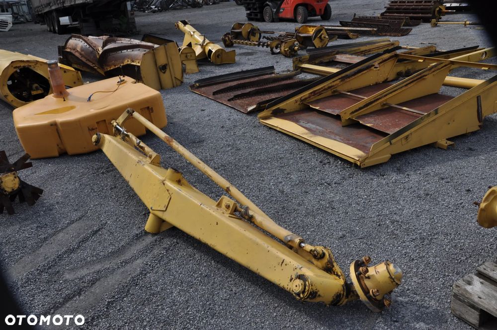 ZWROTNICA SIŁOWNIK KOŁO PASOWE NEW HOLLAND TF78 TX66 - 2