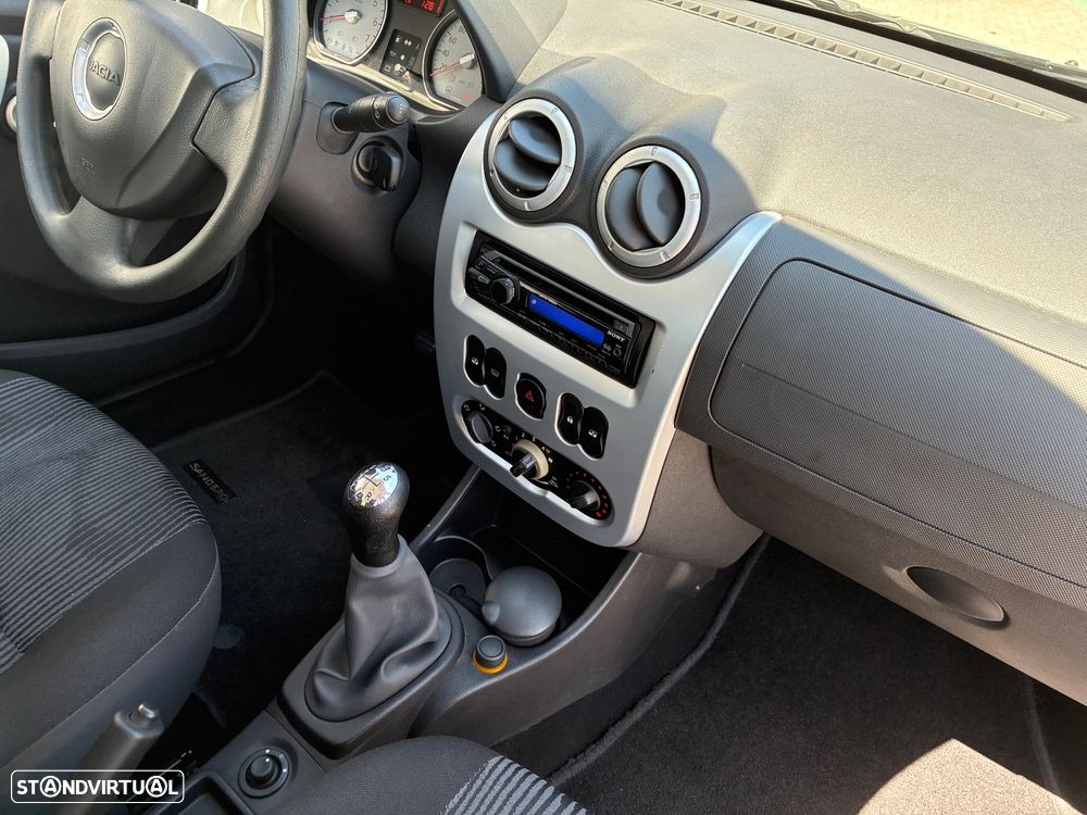 Dacia Sandero 1.2 16V Confort - 16