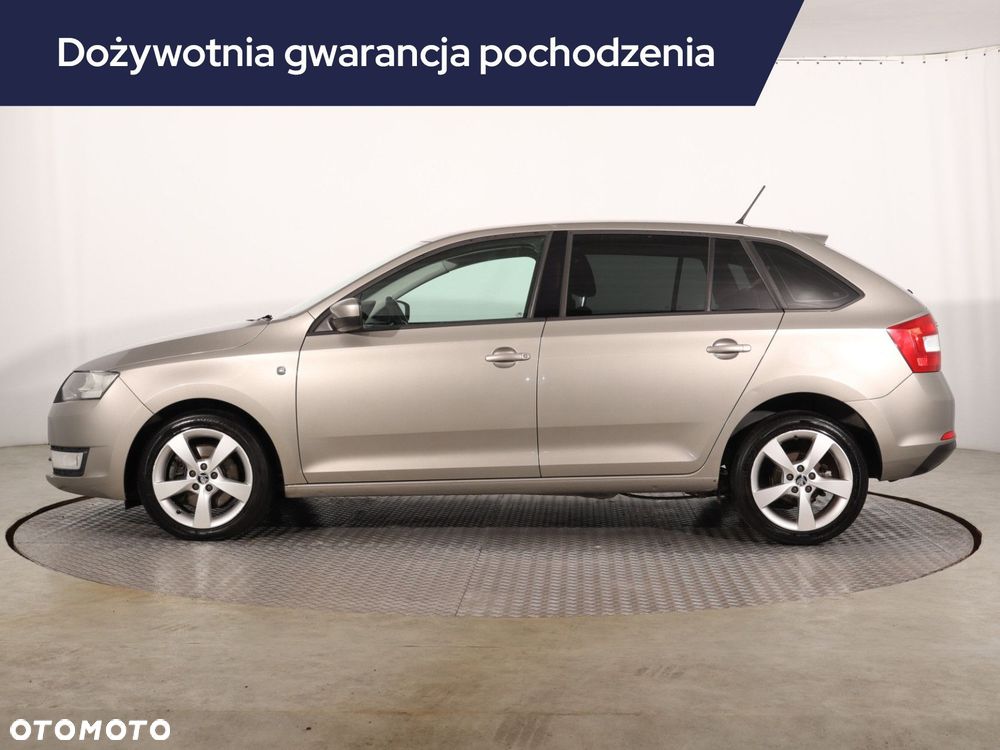 Skoda RAPID - 4