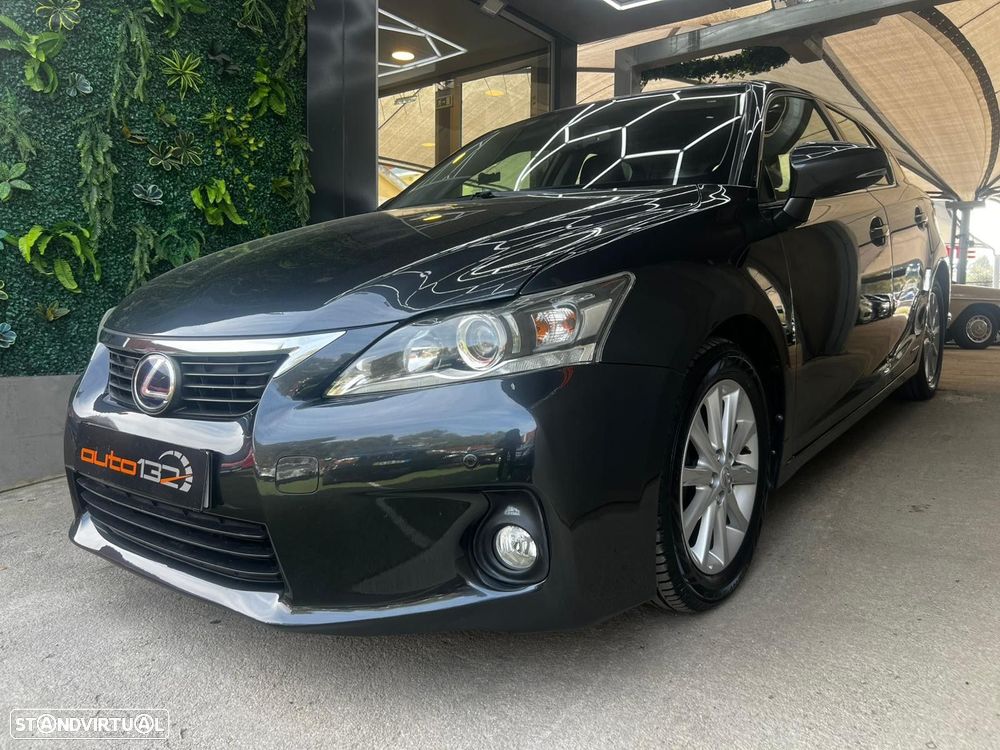 Lexus CT 200h Luxury - 3