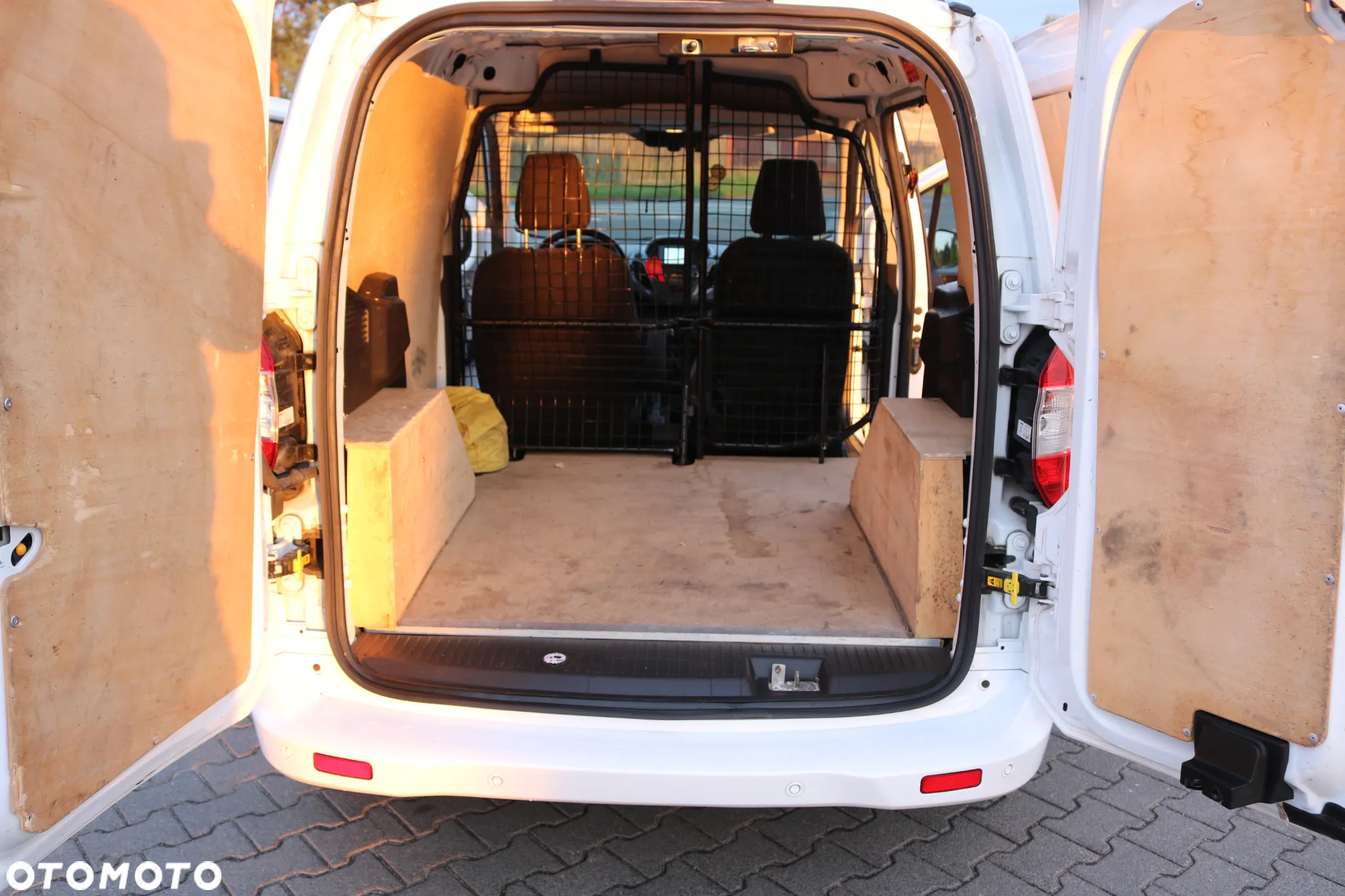 Ford Courier - 20