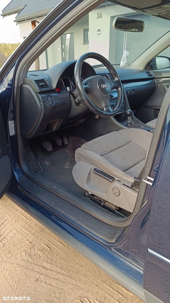 Audi A4 Limousine - 7