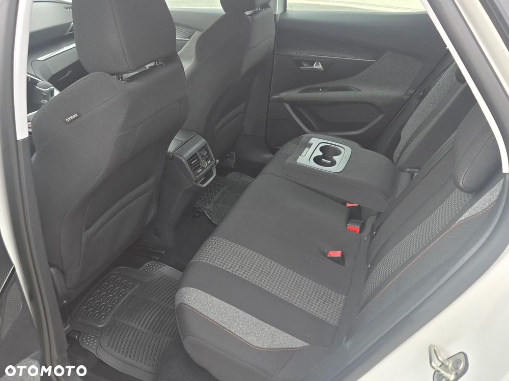Peugeot 3008 1.6 BlueHDi Active S&S - 10