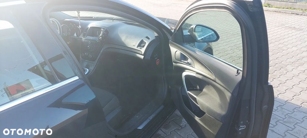 Opel Insignia - 11
