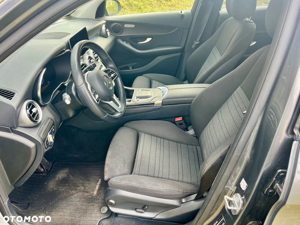 Mercedes-Benz GLC 220 d 4Matic 9G-TRONIC - 10