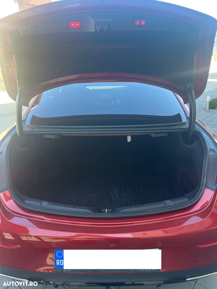 Mercedes-Benz E - 26