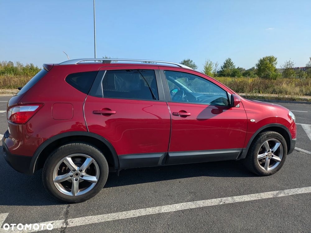 Nissan Qashqai 2.0 dCi 4x4 Tekna Premium - 8