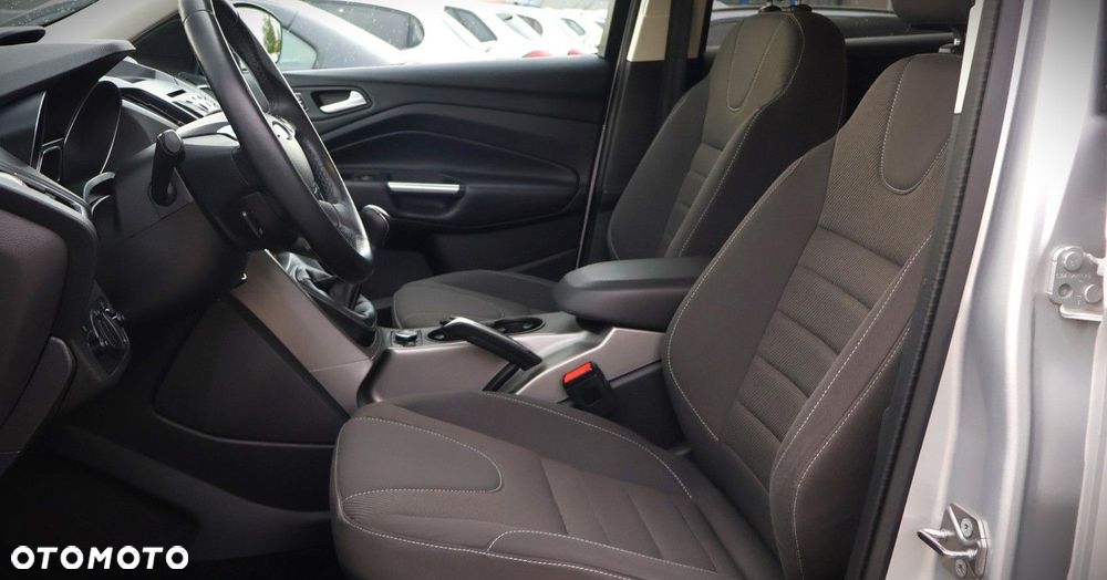 Ford Kuga 1.5 EcoBoost 2x4 Business Edition - 15