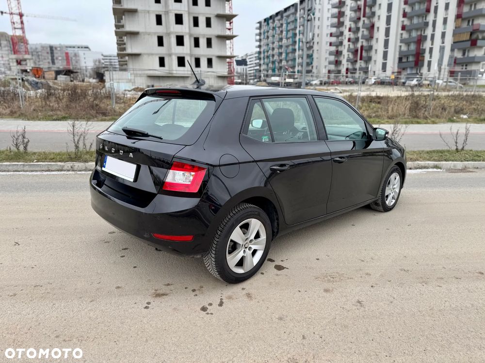 Skoda Fabia - 4