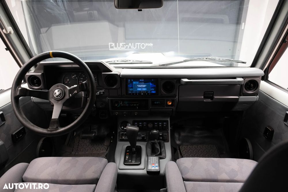 Toyota Land Cruiser - 30
