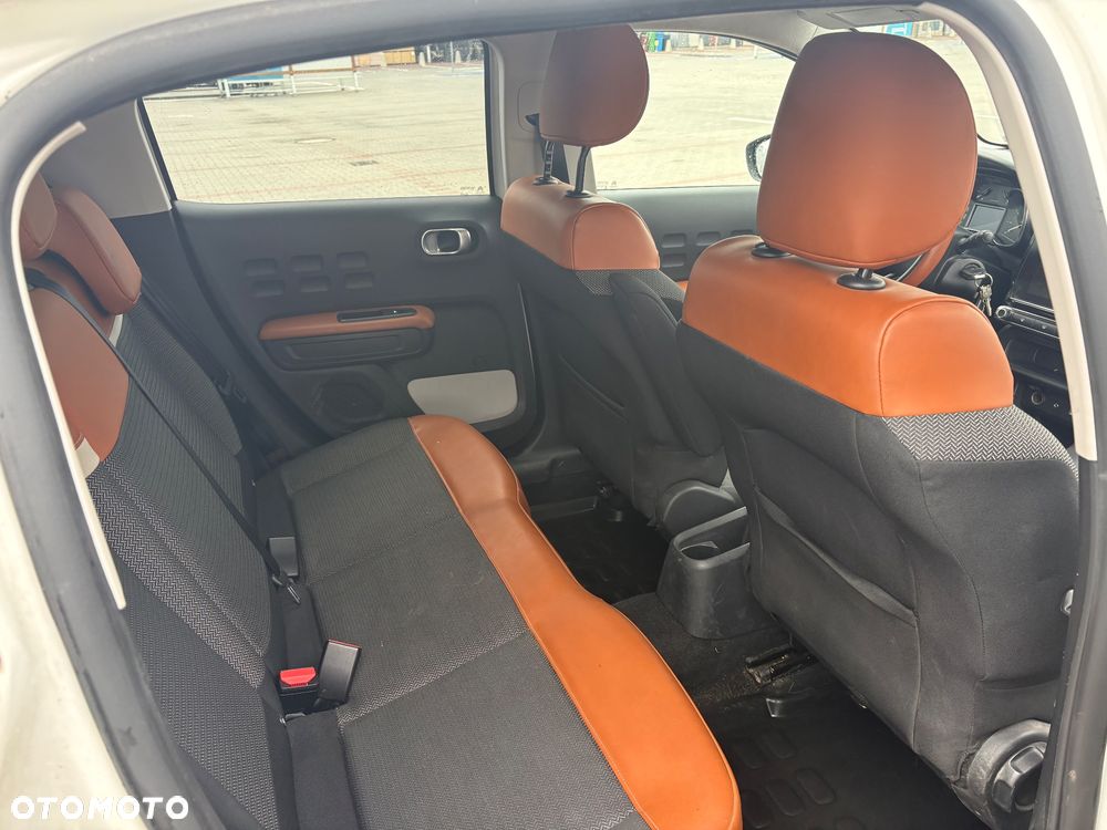 Citroën C3 1.2 PureTech Shine S&S - 11