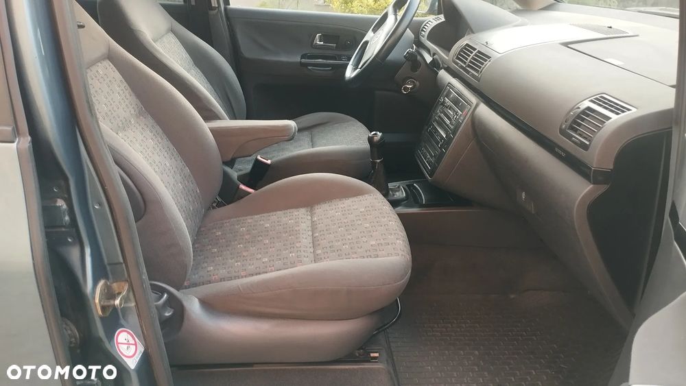 Volkswagen Sharan 1.9 TDI Special - 15