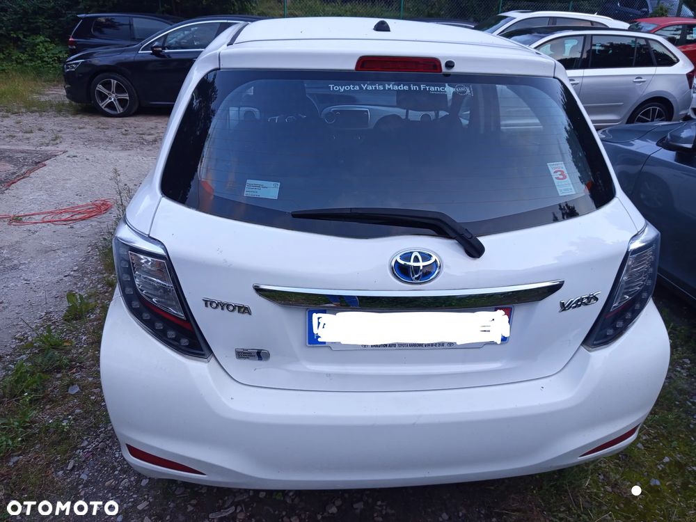 Toyota Yaris - 6