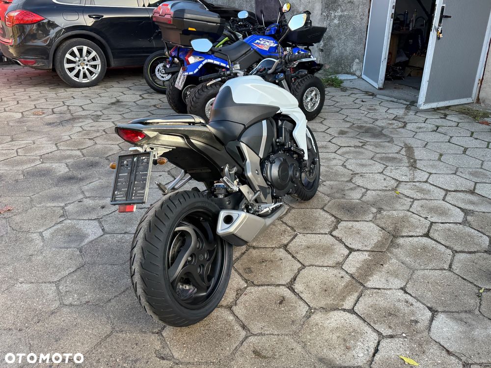Honda CB - 8