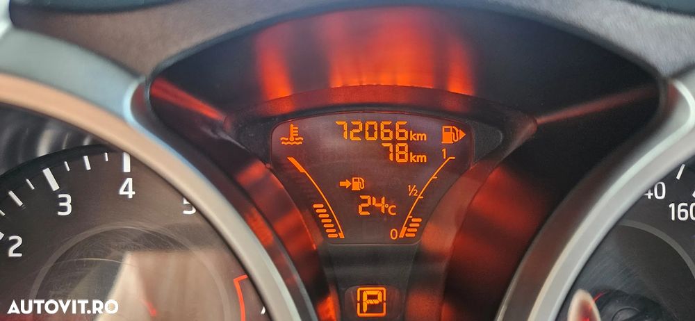 Nissan Juke 1.6L XTRONIC Acenta - 31