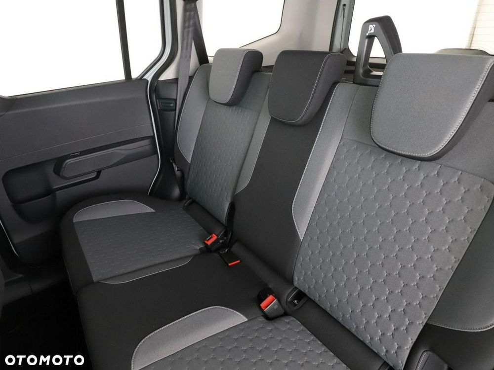Ford Tourneo Courier 1.0 EcoBoost Titanium - 18