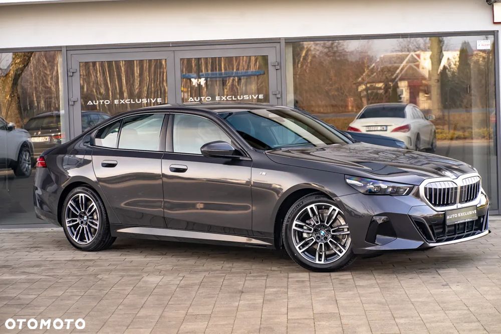BMW Seria 5 - 8