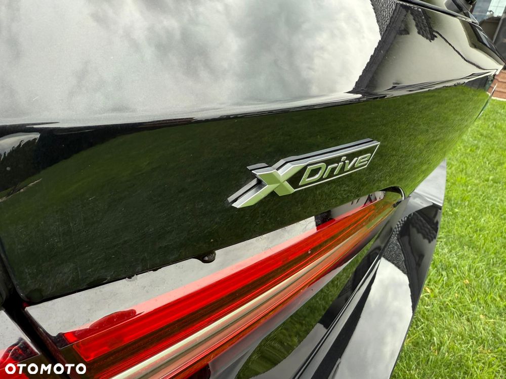 BMW Seria 5 520d xDrive - 36