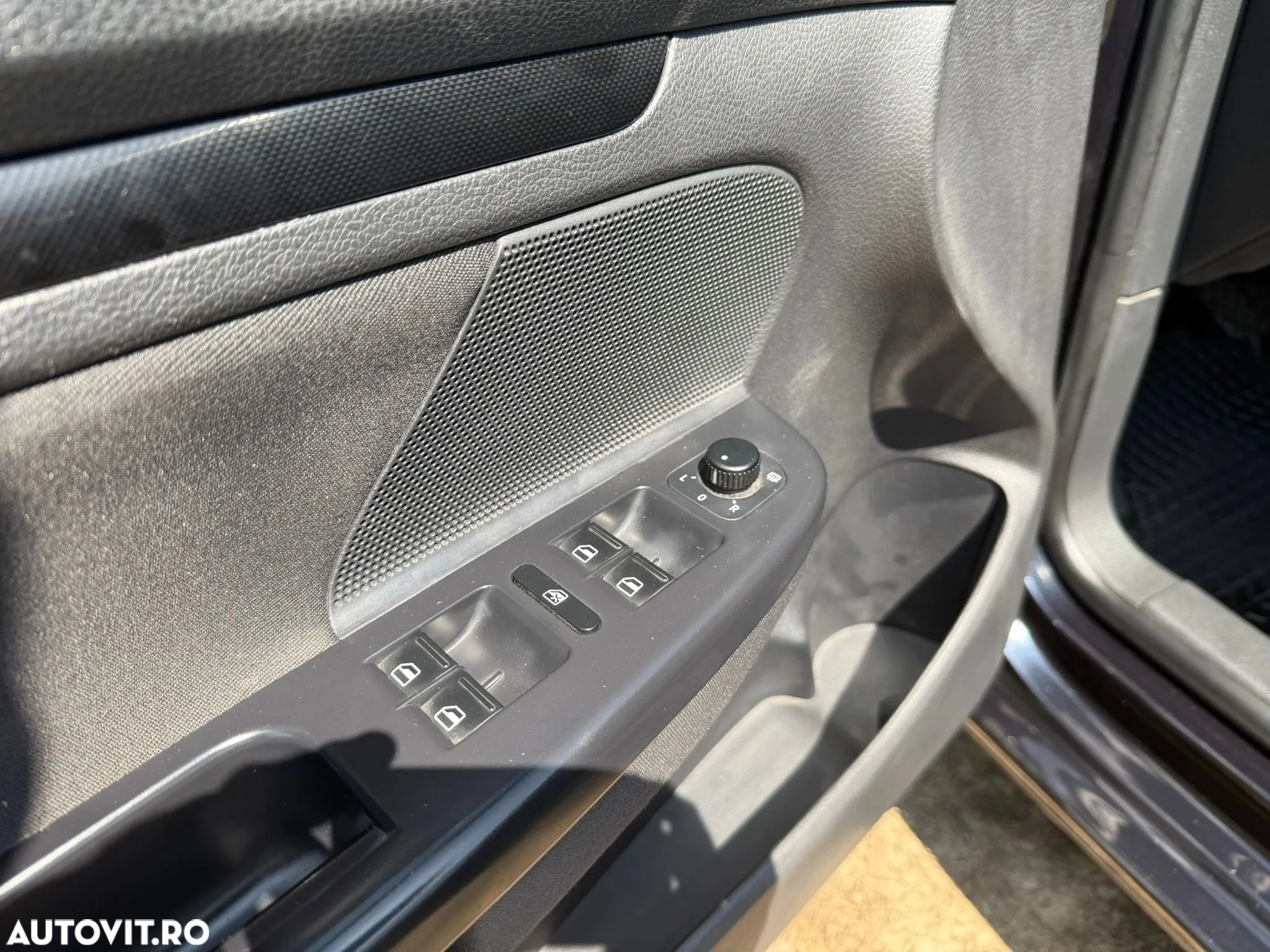 Volkswagen Golf 1.6 TDI BMT Highline - 15