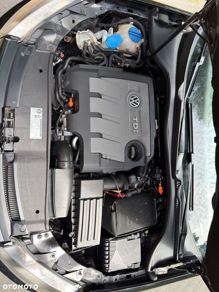 Volkswagen Golf 1.6 TDI DPF Trendline - 16