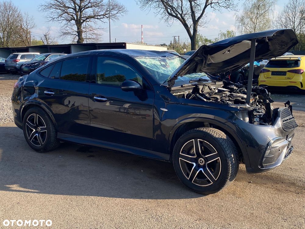 Mercedes-Benz GLC 300 de PHEV 4-Matic AMG Line - 2