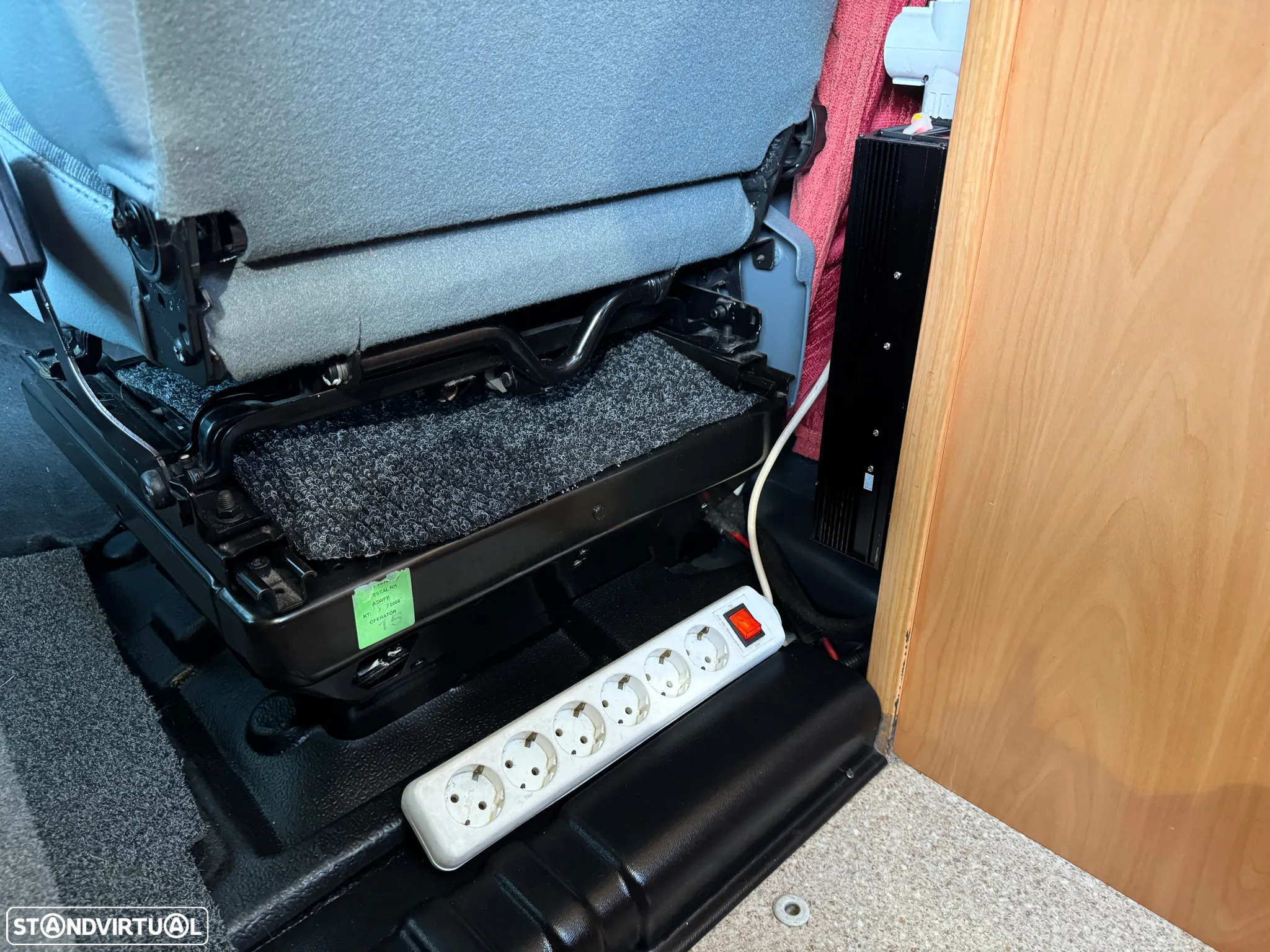 Ford Transit Challenger Genesis 33 6 lugares Autocaravana - 24